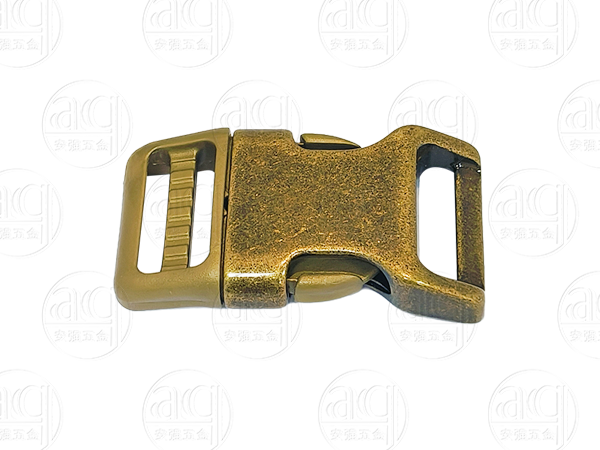 插扣：小巧轻便，固定万物的生活小帮手！